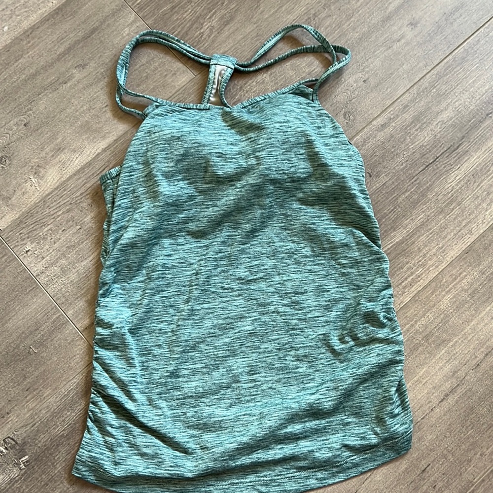 Athletic tank top